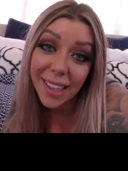 She thumbnail