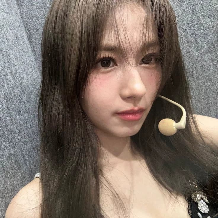 Minatozaki sana thumbnail