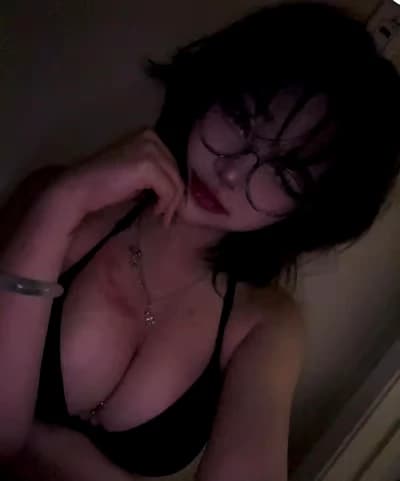 Baddie Asian thumbnail