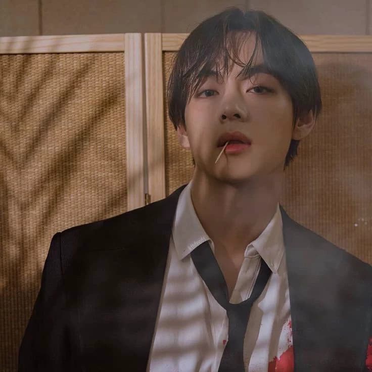 Kim Taehyung  thumbnail
