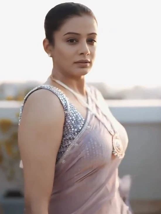 Priyamani thumbnail