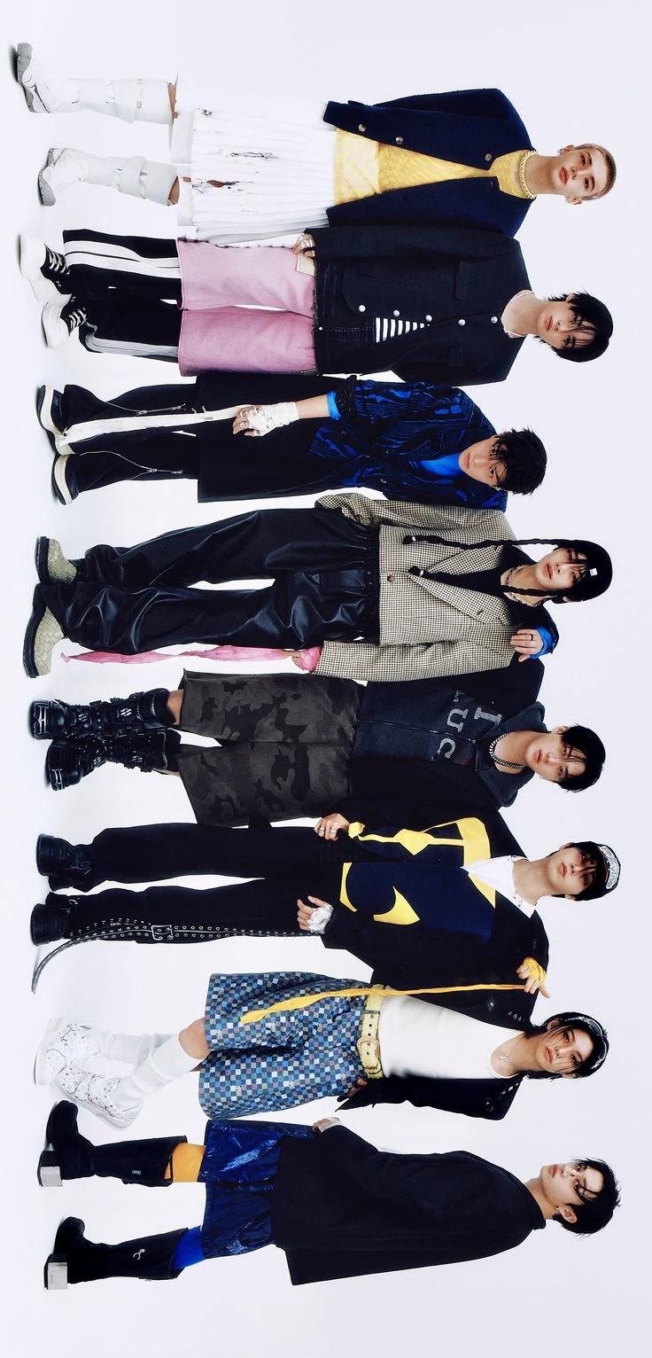stray kids thumbnail