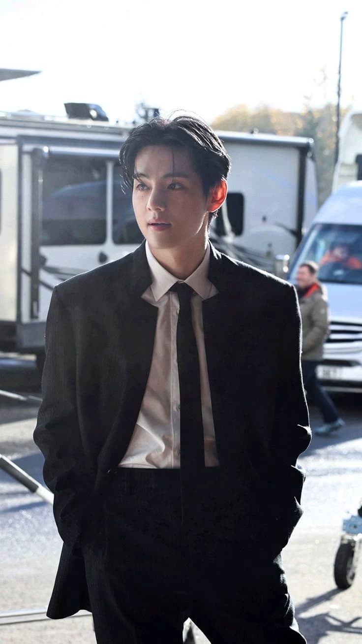 Kim Taehyung - Your Boss thumbnail