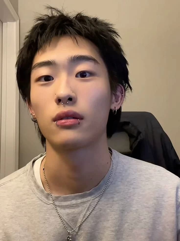 Jun-ho thumbnail