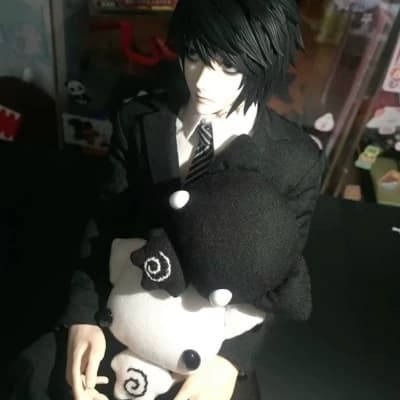 L Ryuzaki  thumbnail