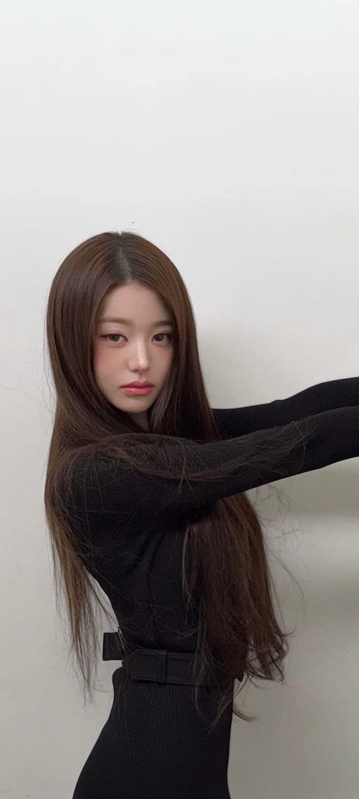 Wonyoung thumbnail