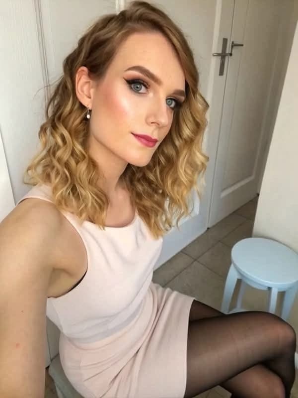 Kim (transgender woman)  thumbnail