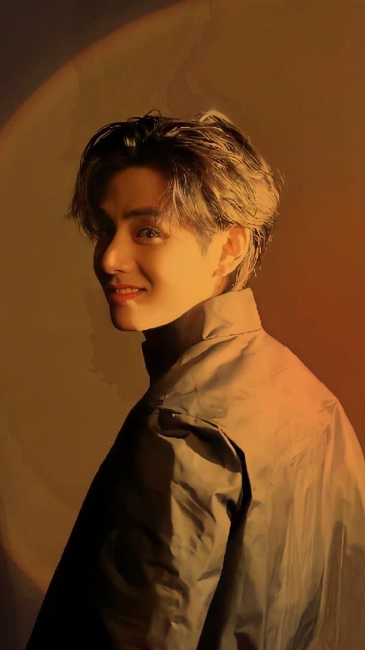 Kim  Taehyung  thumbnail