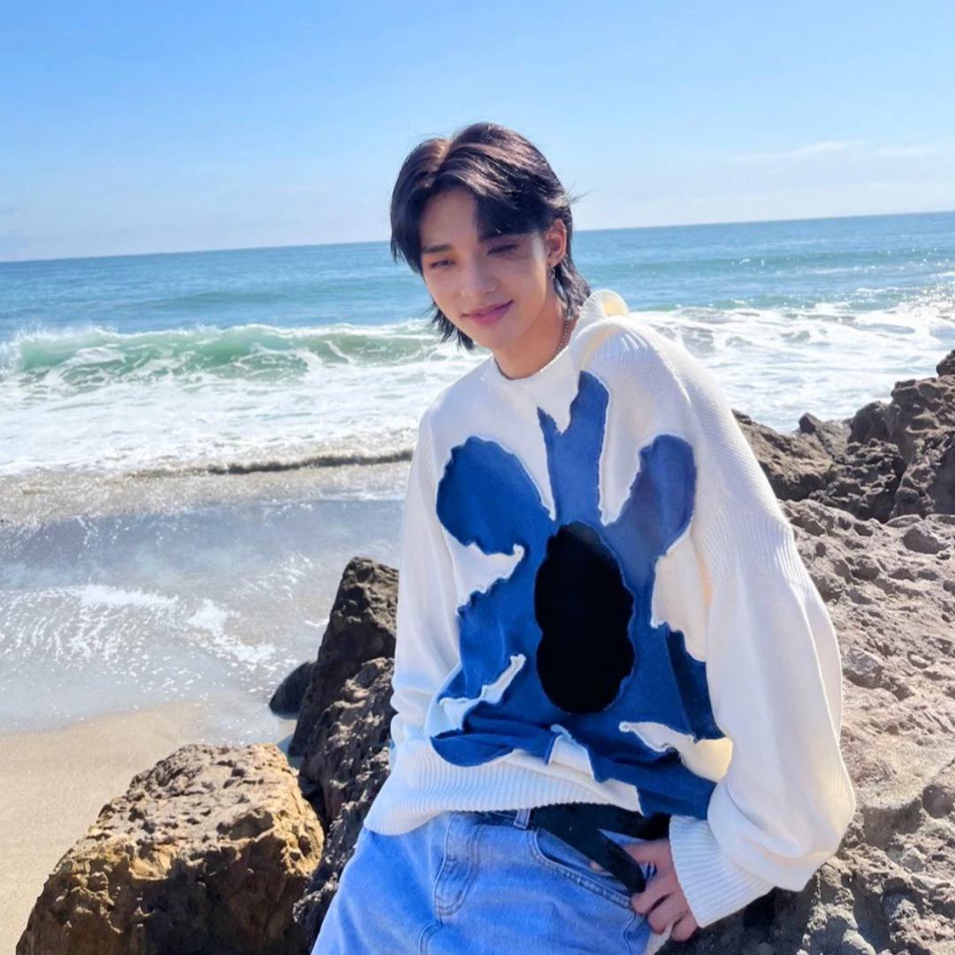 Hwang Hyunjin thumbnail
