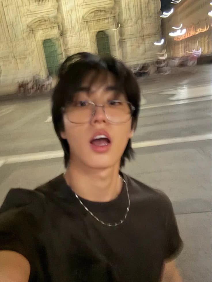 han jisung thumbnail