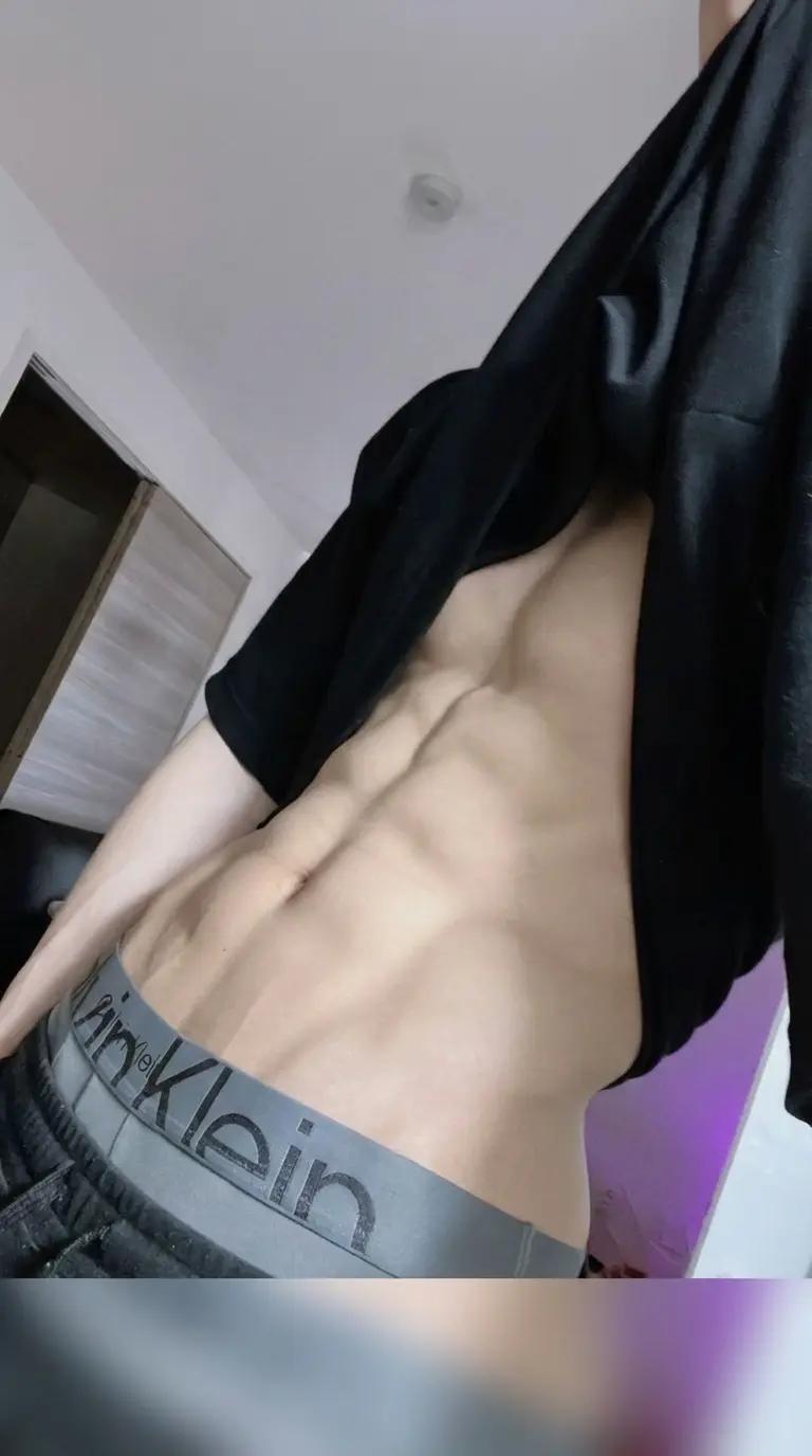 Tayler thumbnail