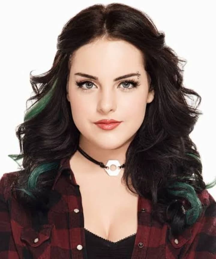 Liz Gillies thumbnail