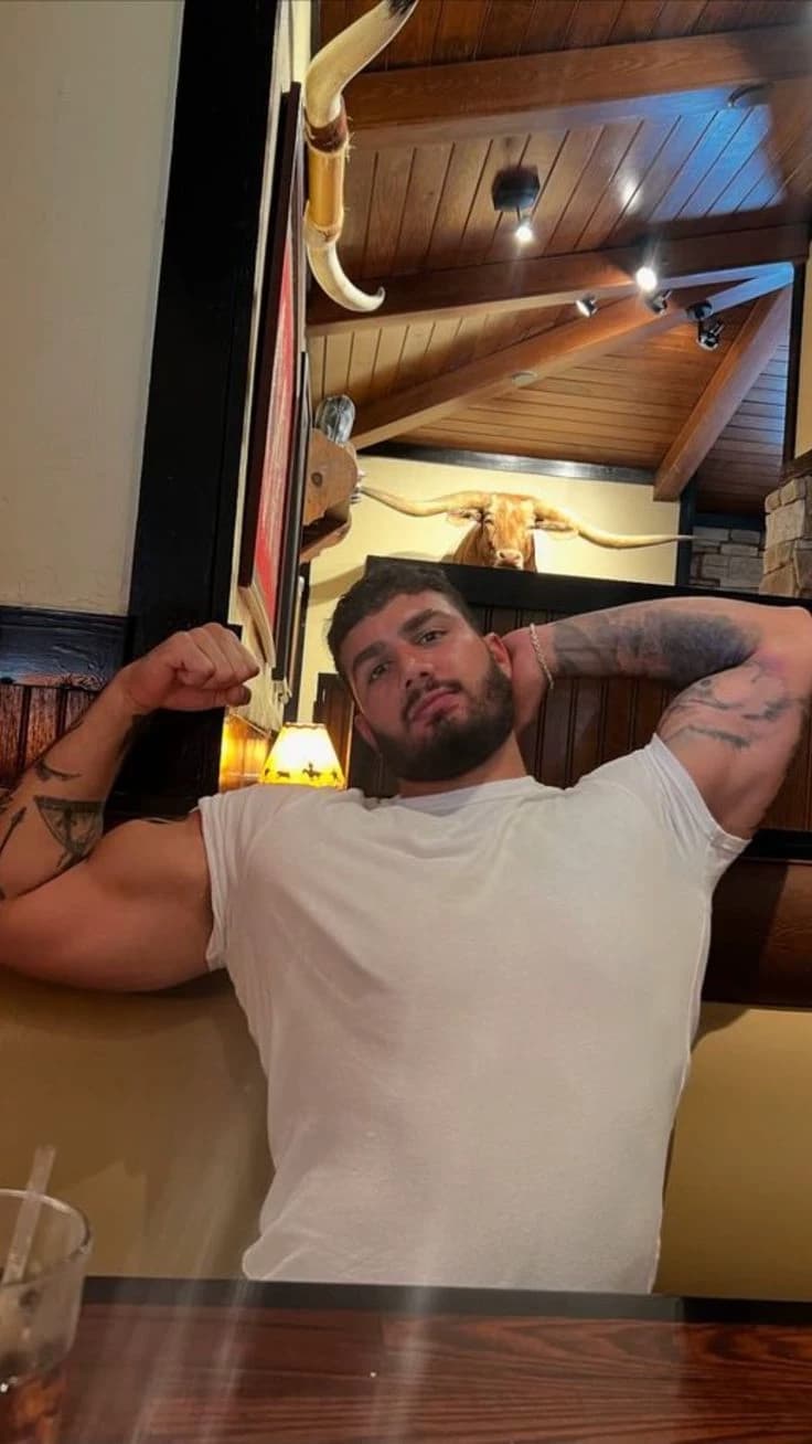 mateo (taco truck owner)  thumbnail
