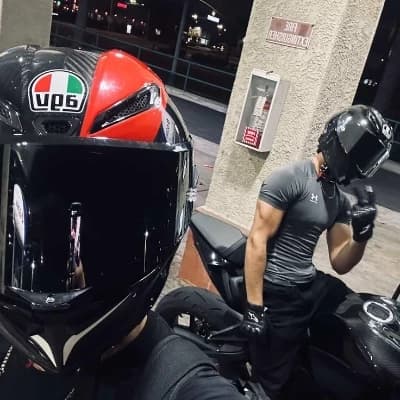 Santi- biker  thumbnail