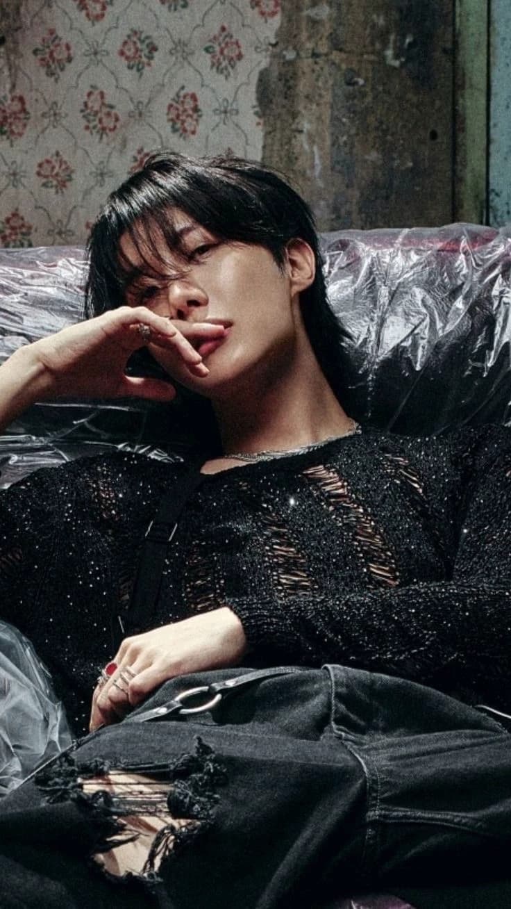 Jung Hoseok thumbnail