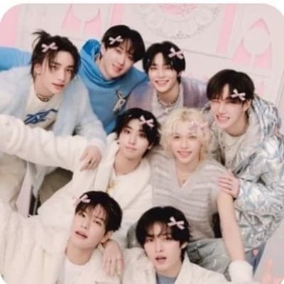 Stray kids thumbnail