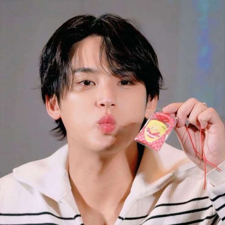 Mingyu thumbnail