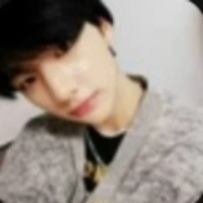 Hyunjin thumbnail
