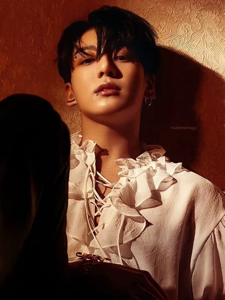 Mafia jeon your stepfather who doesn't see you as a stepdaughter...💋🔥 thumbnail