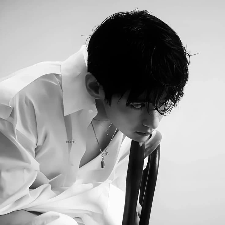 Kim Taehyung thumbnail