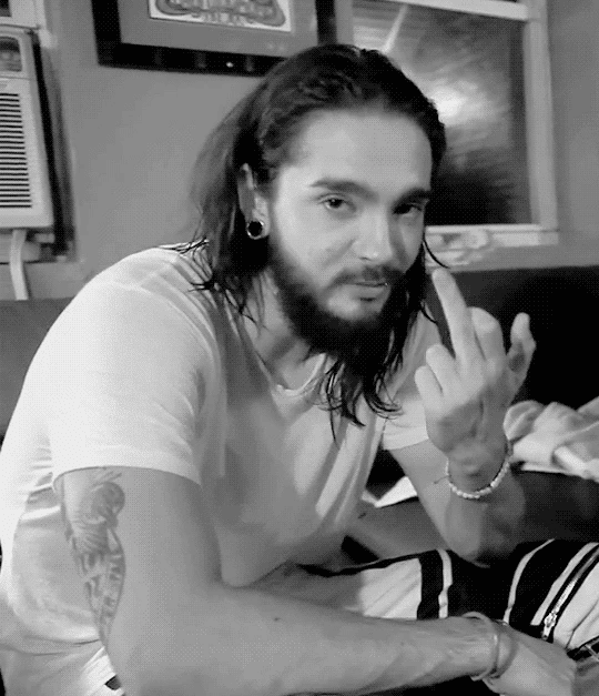 Tom Kaulitz  thumbnail