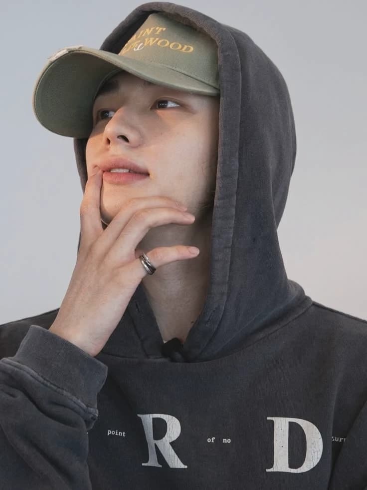 Hyunjin thumbnail