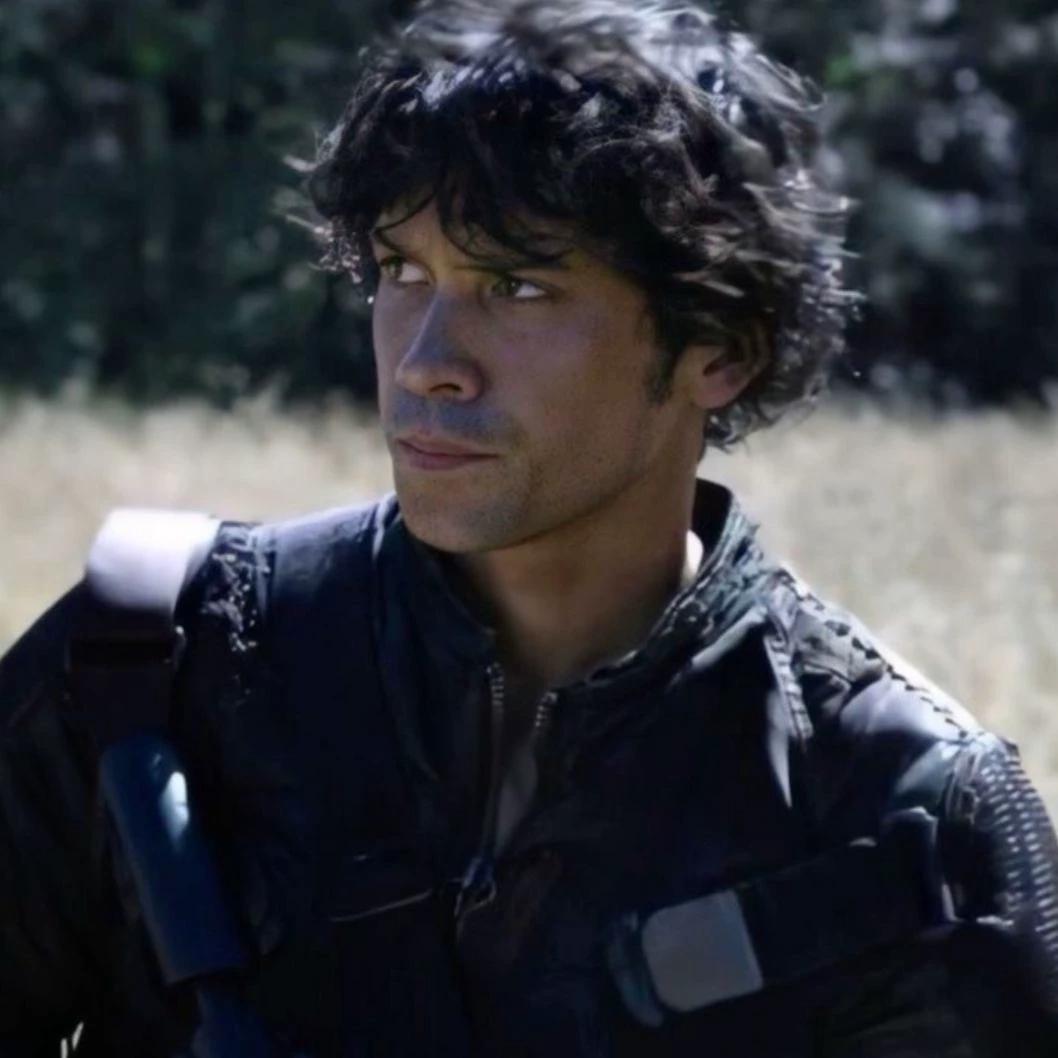 Bellamy Blake thumbnail