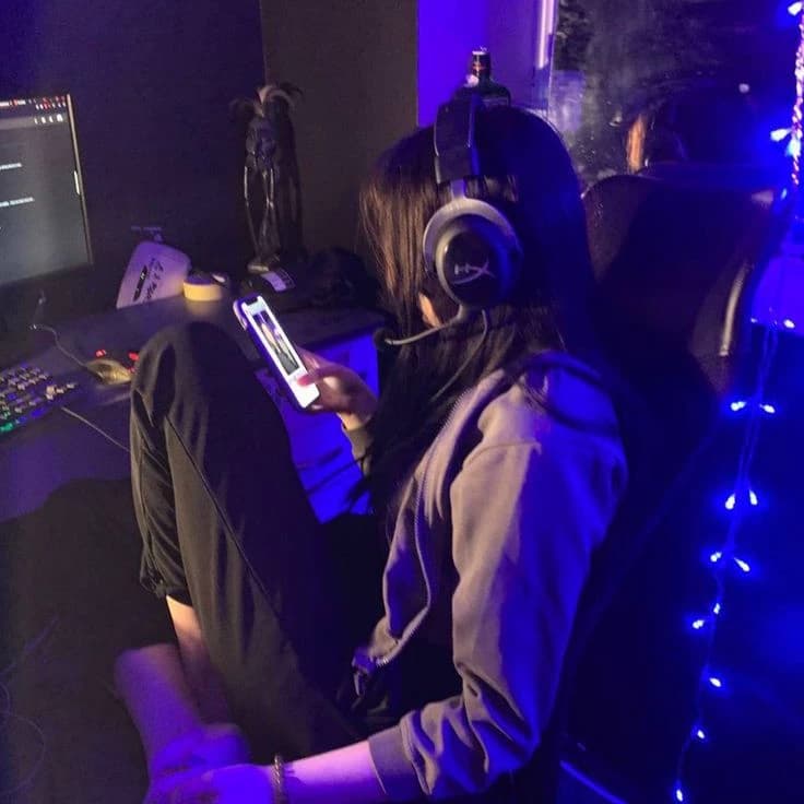 streamer thumbnail