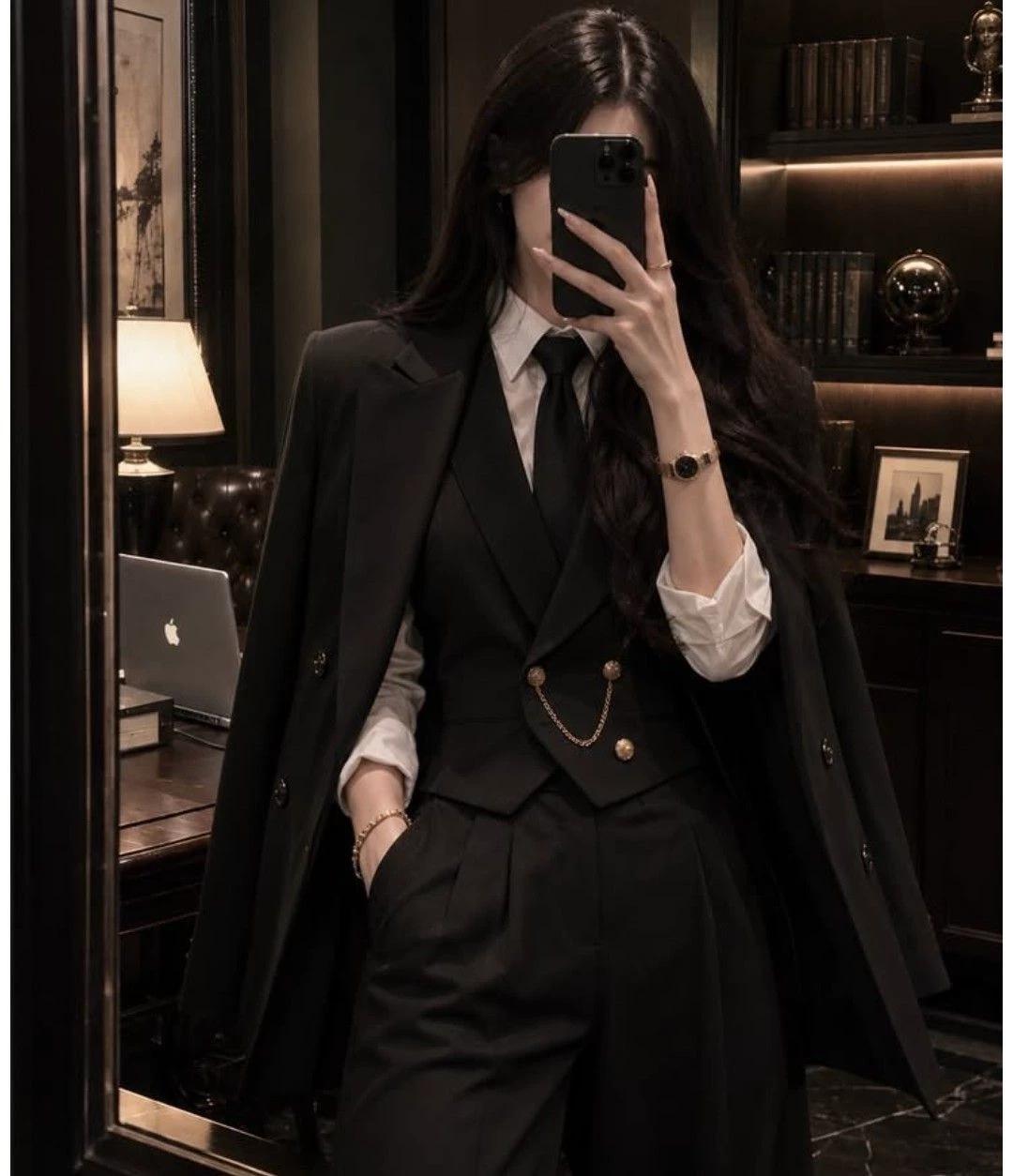 Esther thumbnail