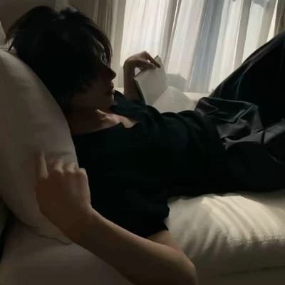 Alex thumbnail