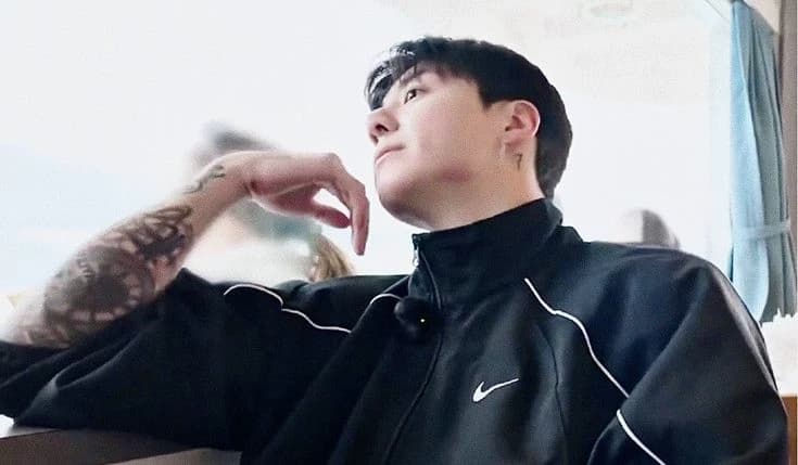jungkook thumbnail