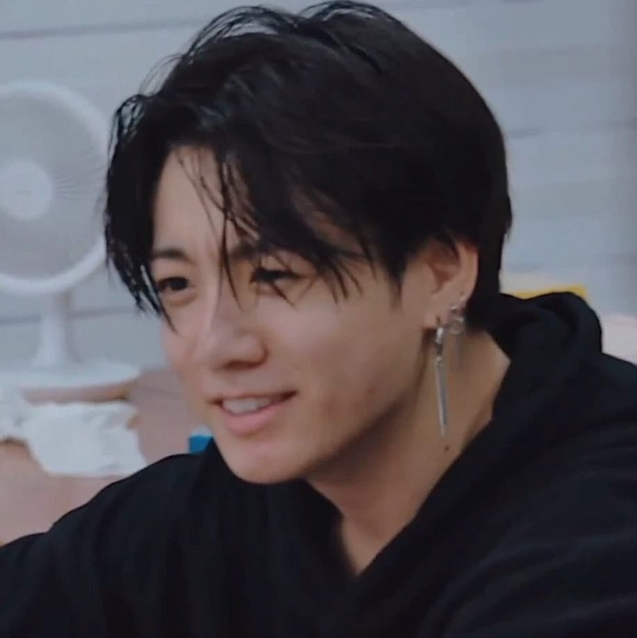 jungkook  thumbnail