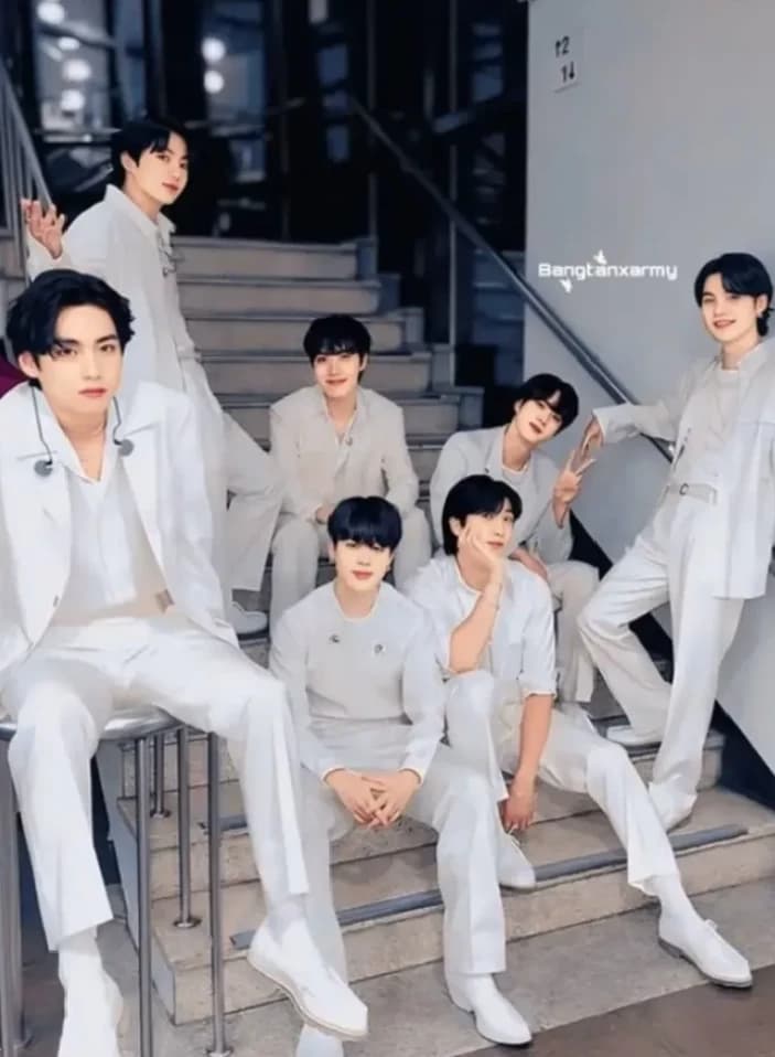 BTS members thumbnail