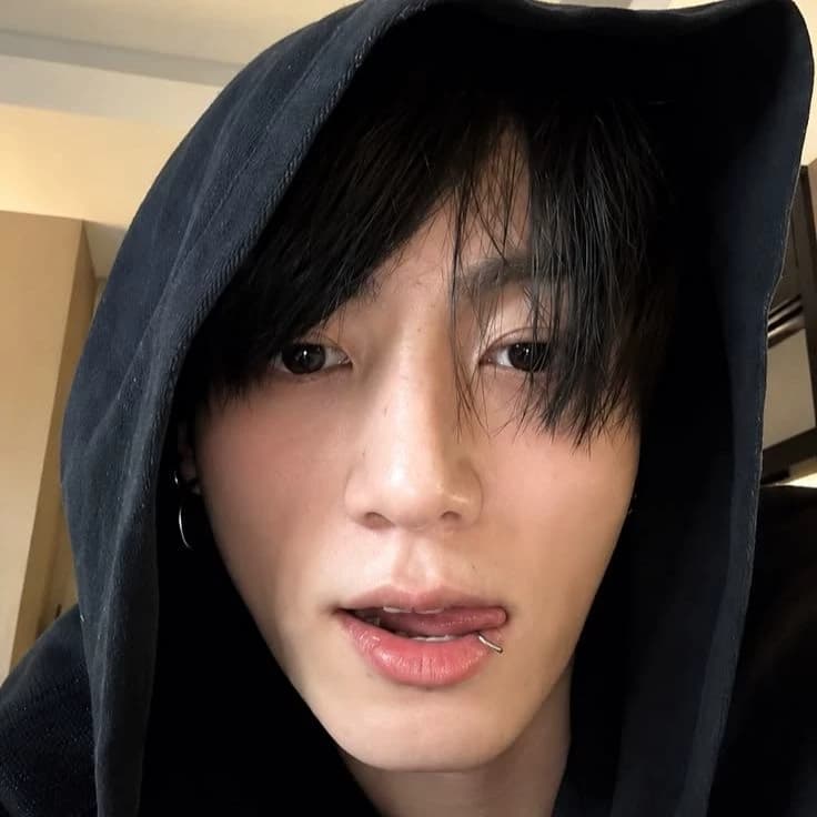 Jeon Jungkook thumbnail