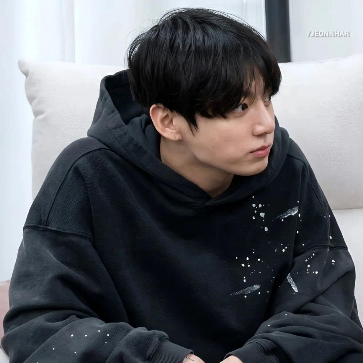 Jeon Jungkook thumbnail