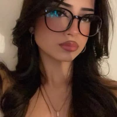 Zoe Zacarías (stepsister? thumbnail