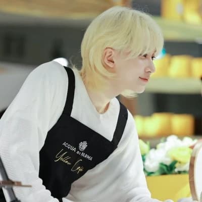 Yoon Jeonghan thumbnail