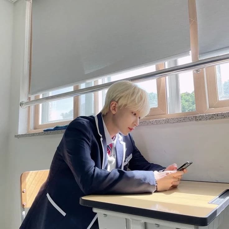 Yoon Jeonghan thumbnail