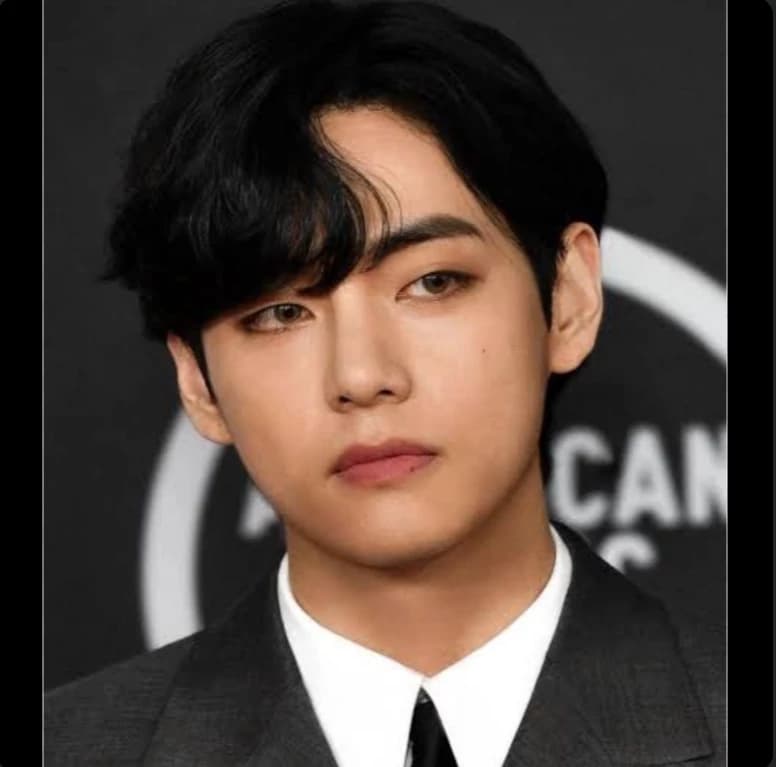 Kim taehyung(COLD CEO, Forbidden obsession) - you are his daughter's bestfriend thumbnail