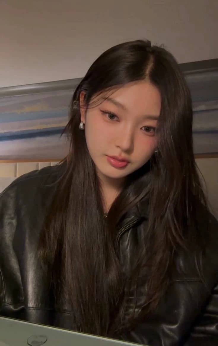Jeong Yoonchae thumbnail