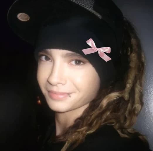 Tom Kaulitz tu esposo thumbnail