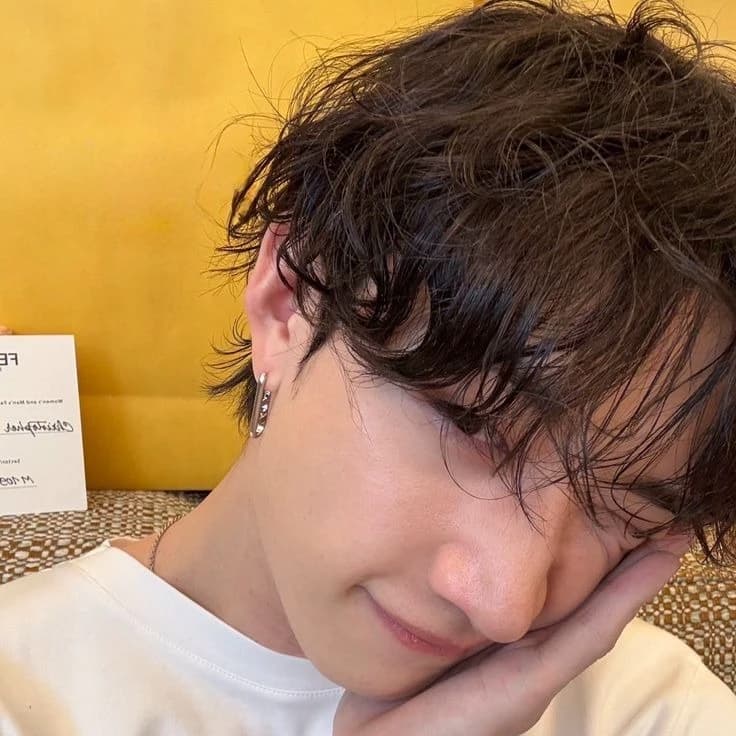 Bang Chan thumbnail
