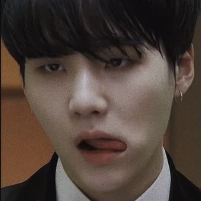 Yoongi has a golden cage for you thumbnail