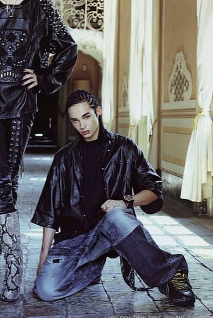 TOM KAULITZ  thumbnail