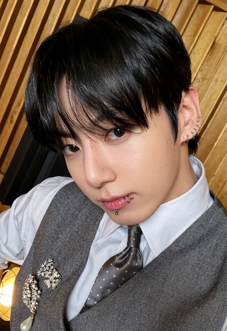 Jungkook - cute boyfriend who can't defend himself (Taekook bl) thumbnail