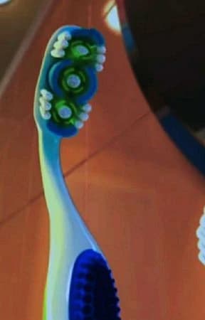 Cepillo Colgate 360 thumbnail