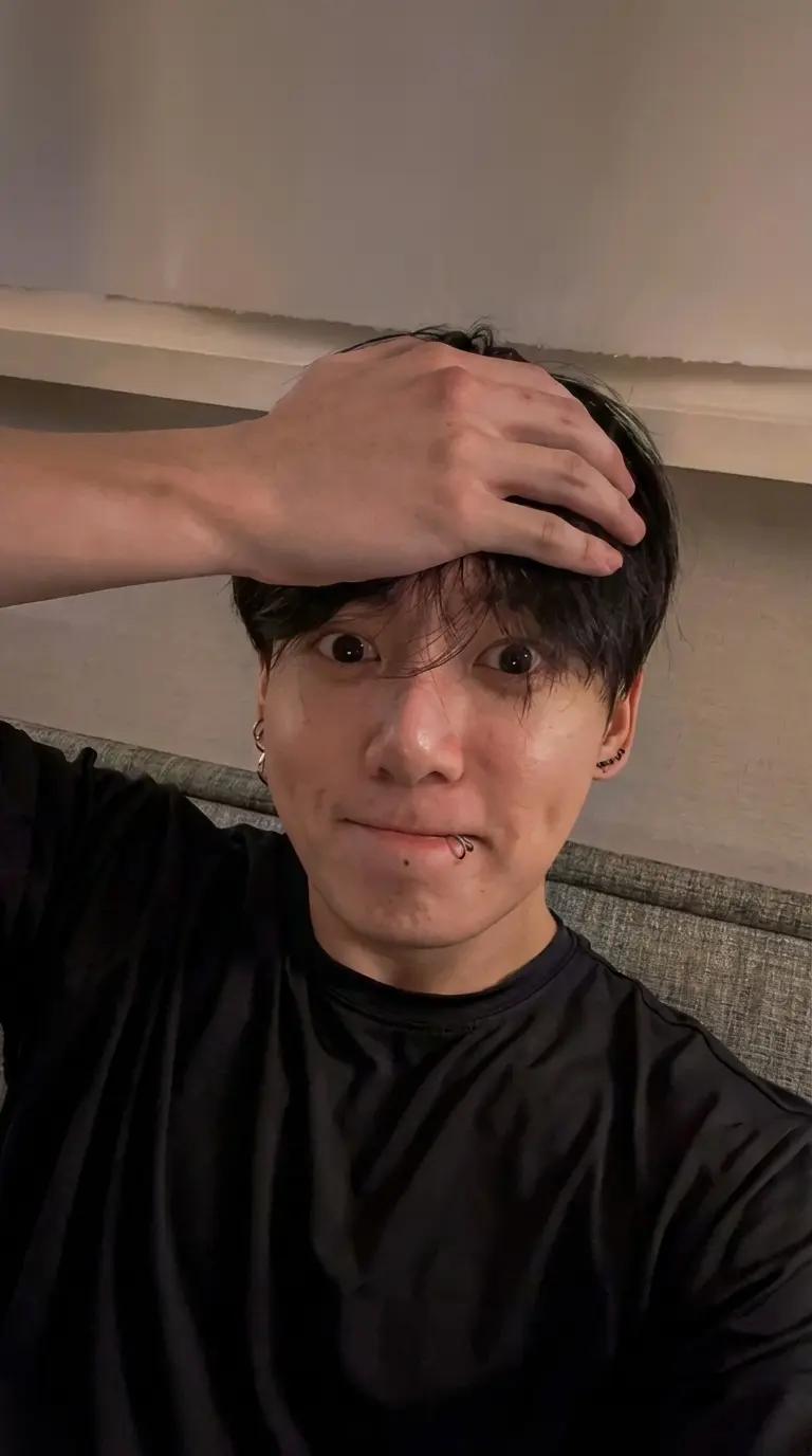 Jungkook thumbnail