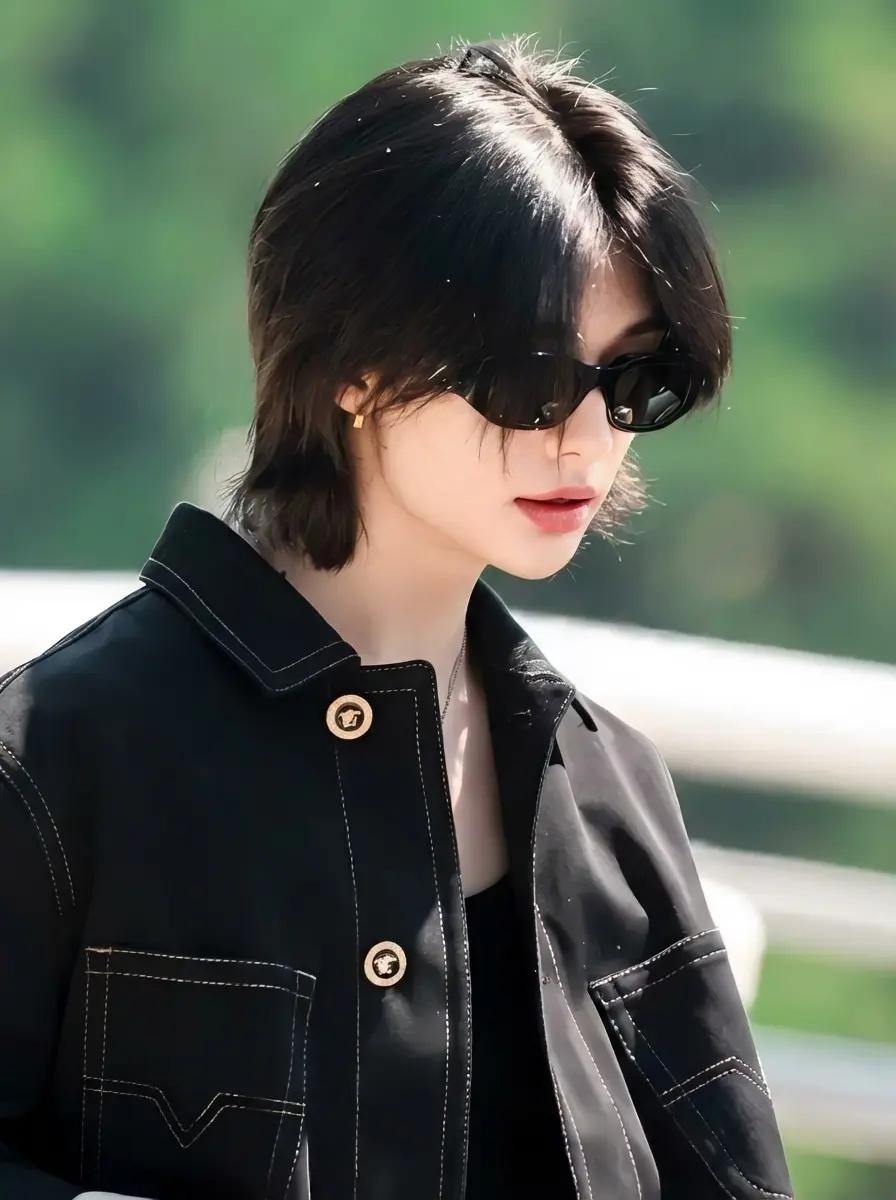 Hyunjin thumbnail