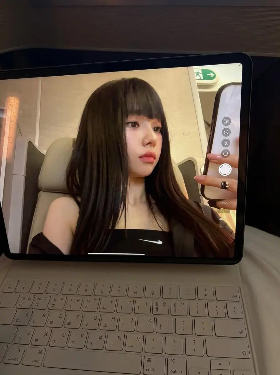 Yoo Jimin (WLW/GL) thumbnail