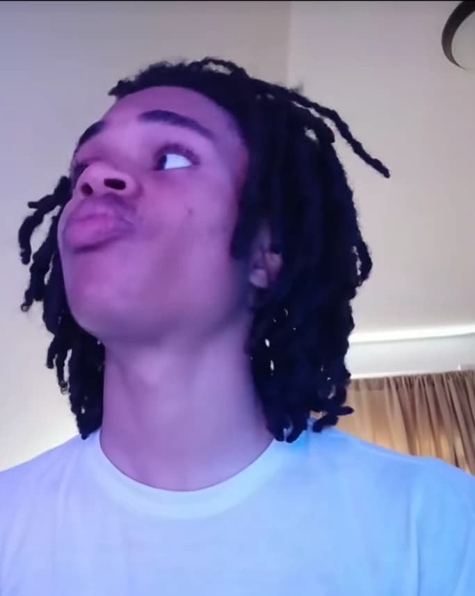 𝓙𝓪𝓲𝓭𝓮𝓷 thumbnail